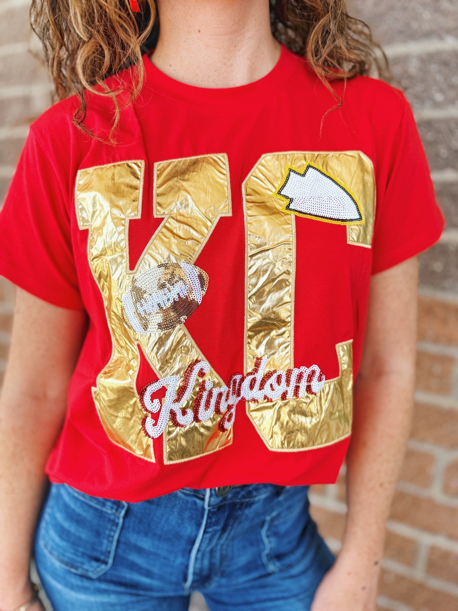 RESTOCK Metallic KC Tee - Queen of Sparkles X Amelia's Boutique - Amelia's Boutique