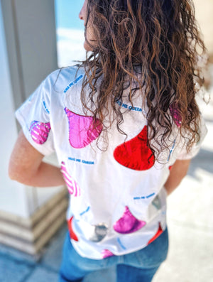 Queen of Sparkles Kisses Tee