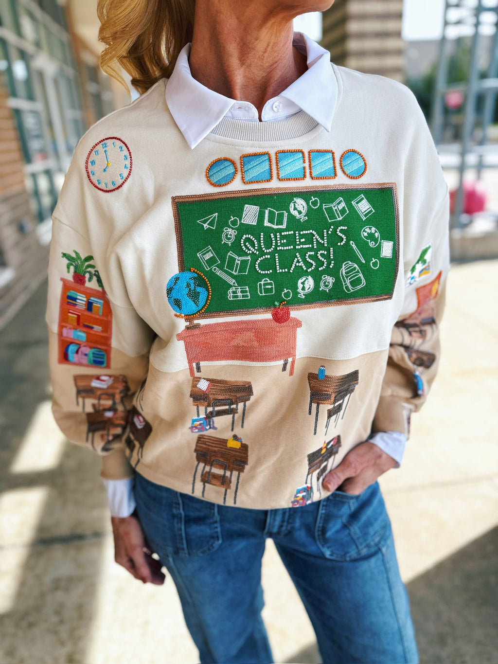 Queen of Sparkles - Queen's Class Sweatshirt in Cream