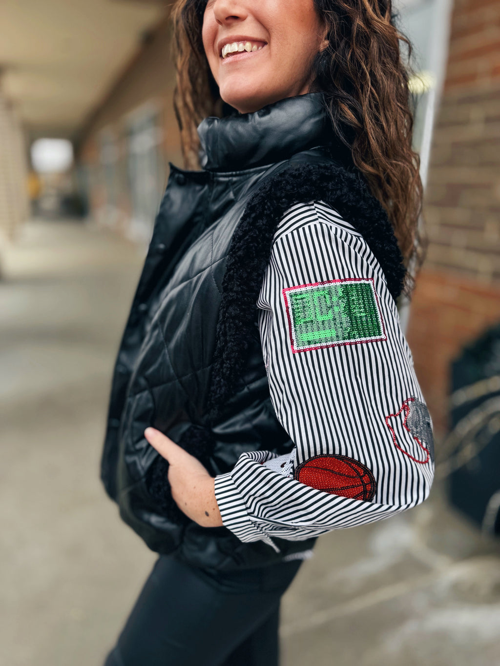 Women’s Faux Shearling/Leather Vest in Black