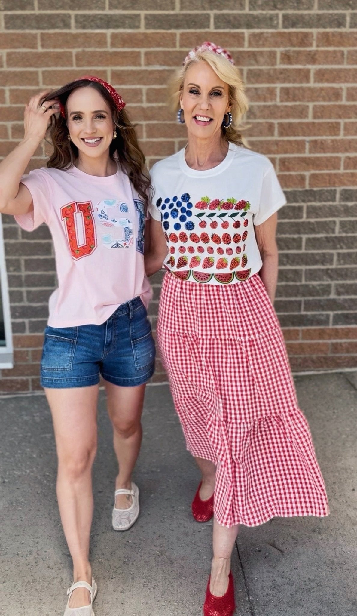 Queen of Sparkles USA Bandana Pink Women’s Tee - Amelia's Boutique
