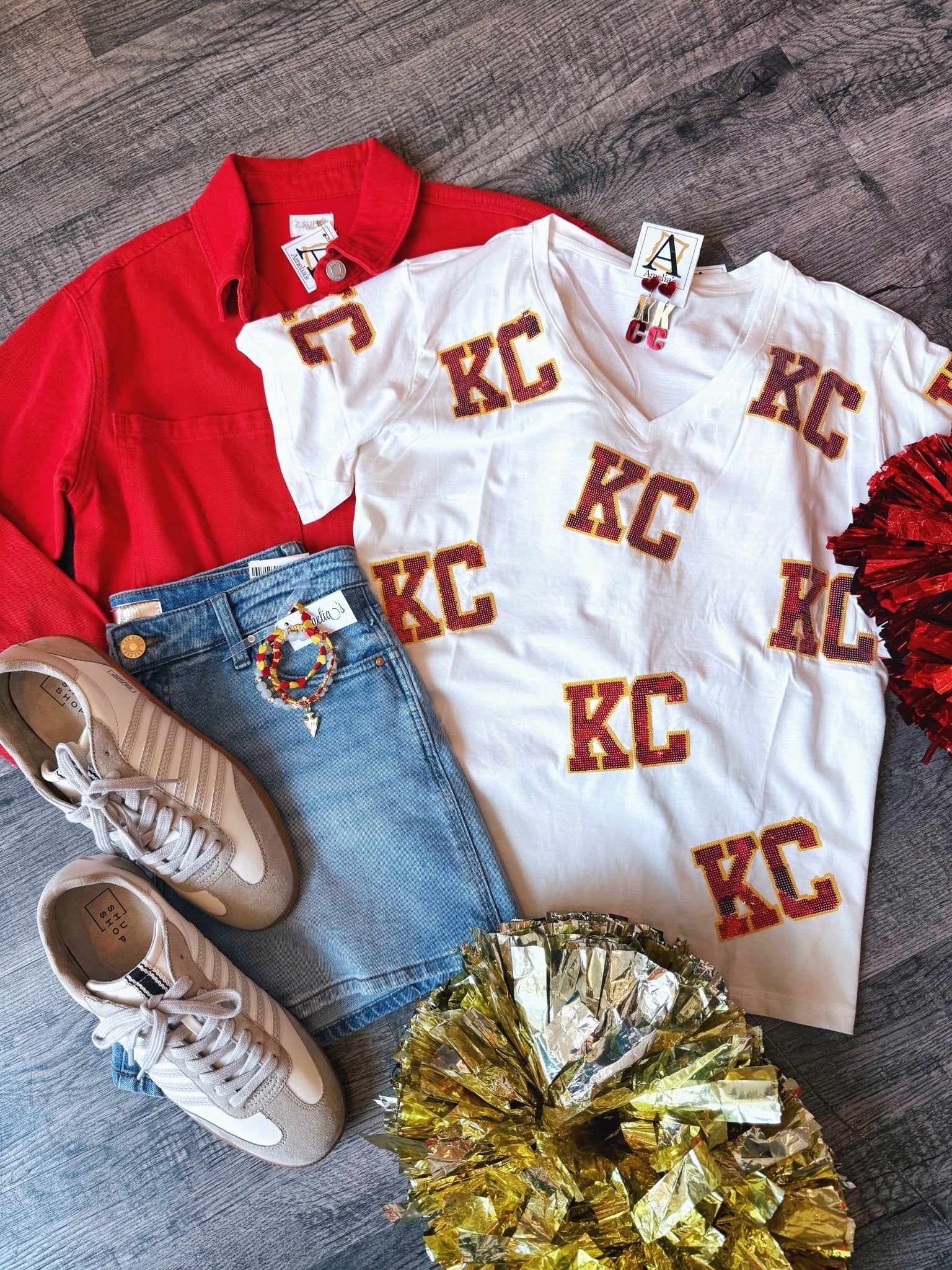 Scattered KC Tee - Queen of Sparkles X Amelia's Boutique - Amelia's Boutique